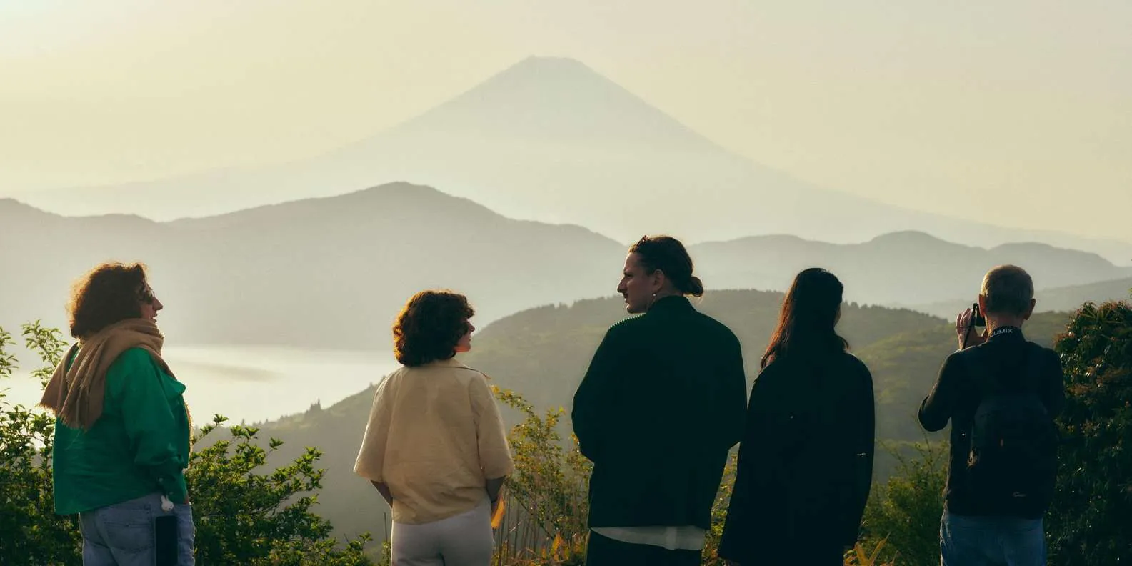 Visitors looking toward Mount Fuji